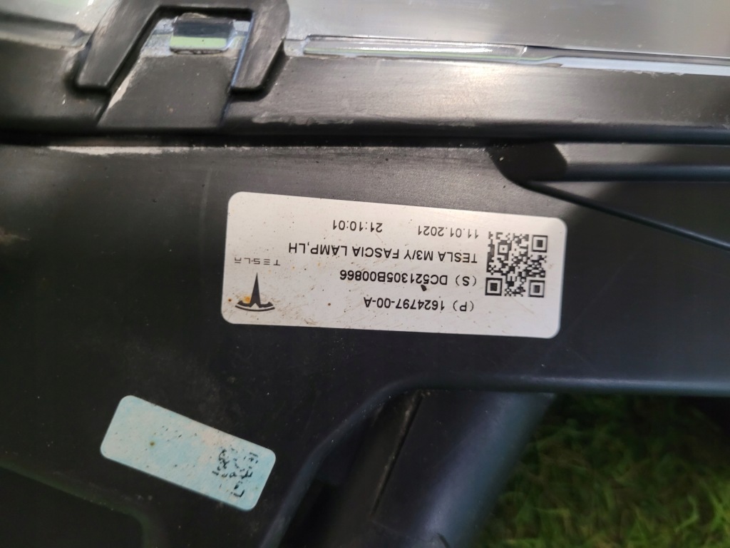 Tesla model 3 y противотуманная фара led левый 1624797-00-a Недорого