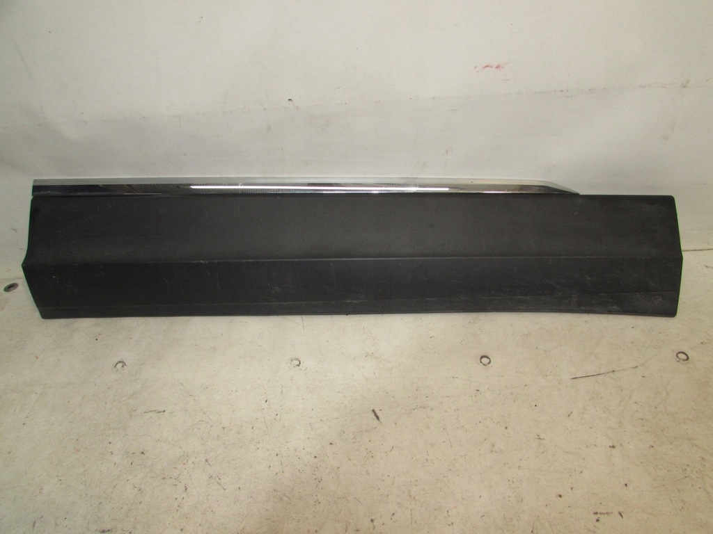 фото №1, Молдинг дверь правая перед volkswagen tiguan ii