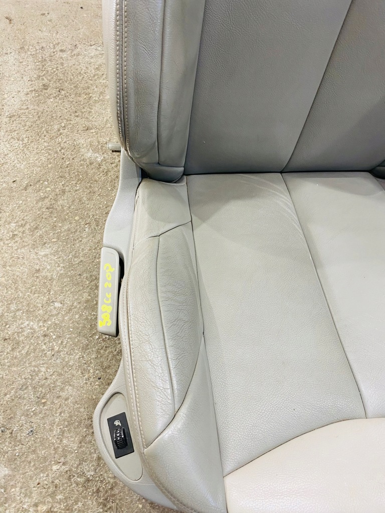 фото №8, Сидіння заднє сидіння світла шкіра шкіряний обшивки peugeot 308 cc cabrio