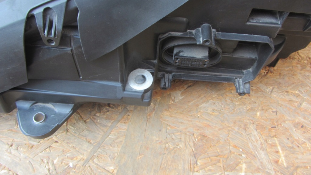 Передня правий фара porche macan 95b 95b941010ac Київ