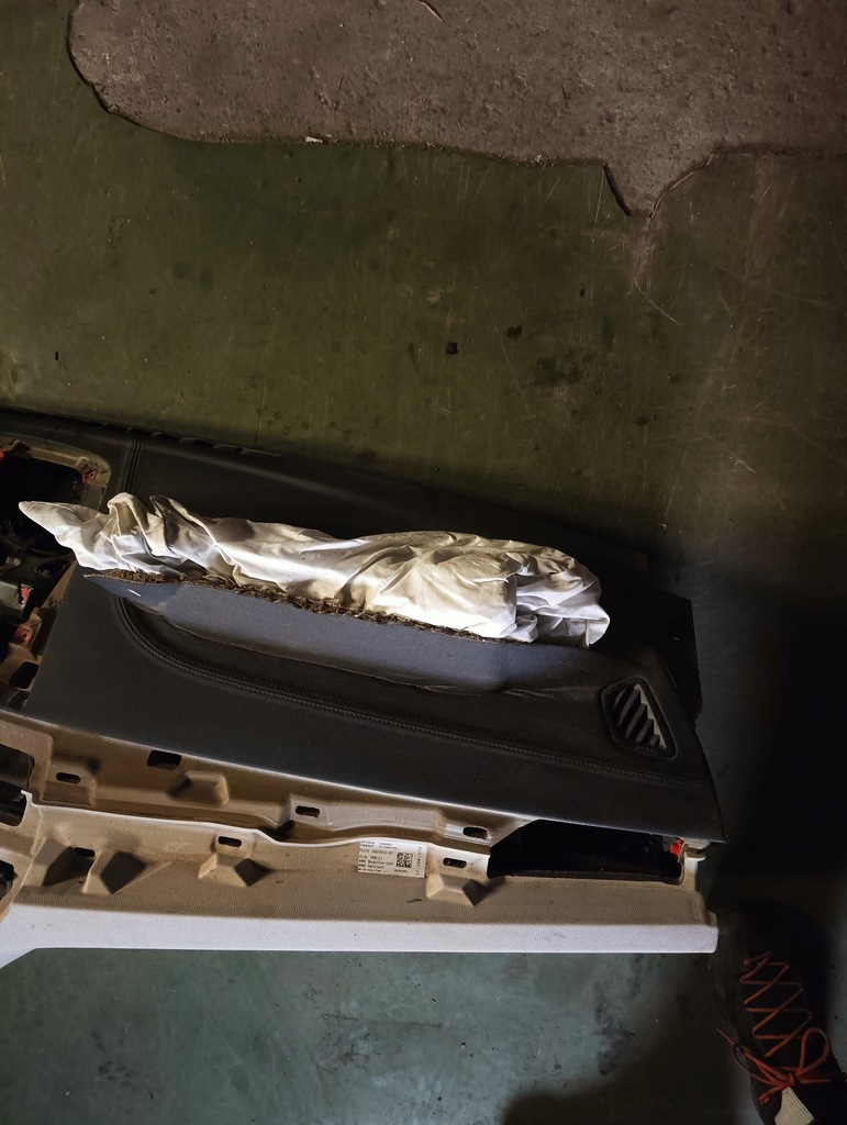 фото №5, Bmw консоль приборная панель приборная g30 g31 бардачок do восстановление