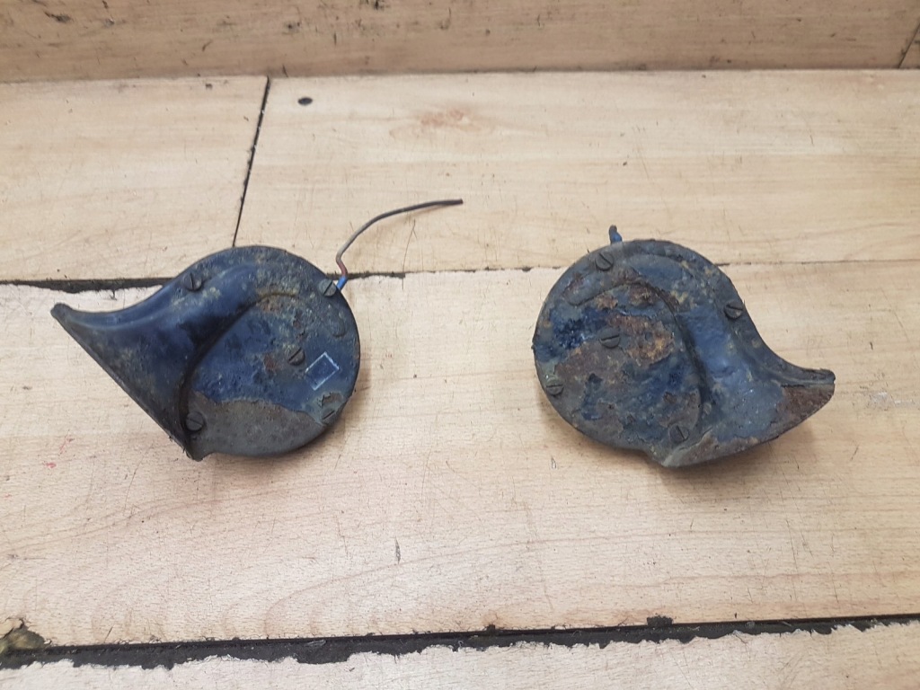 фото №1, Клаксон сигнал звуковой комплект volvo 740