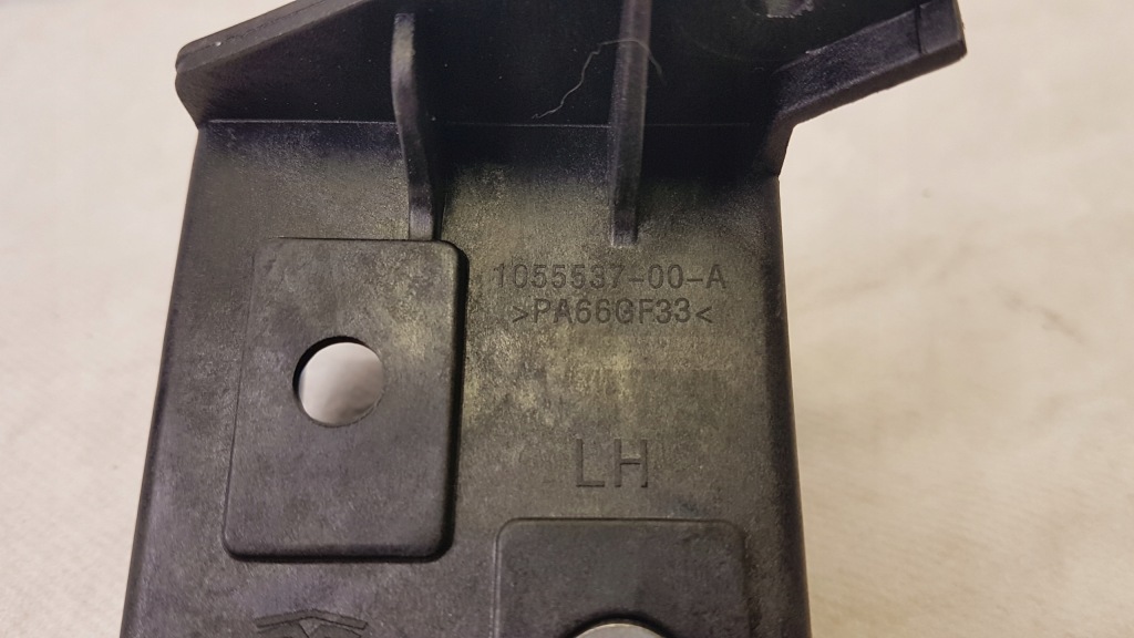 Tesla 1055537-00-a напрямна кріплення бампера Доставка