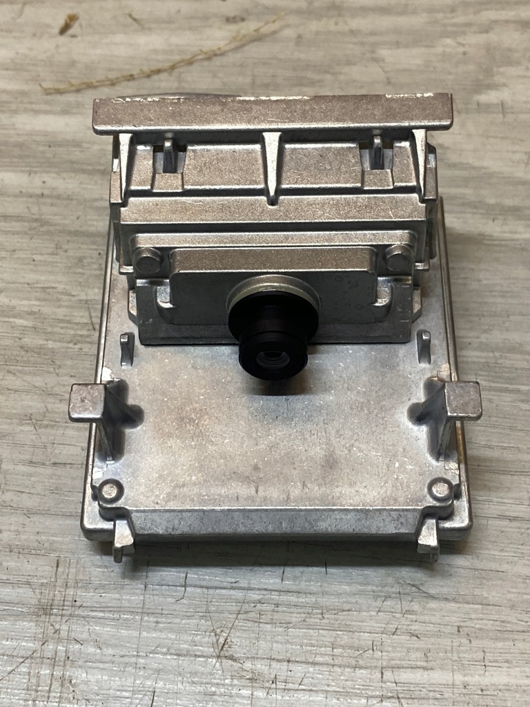 фото №1, Renault clio v камера стекло перед 284629765r