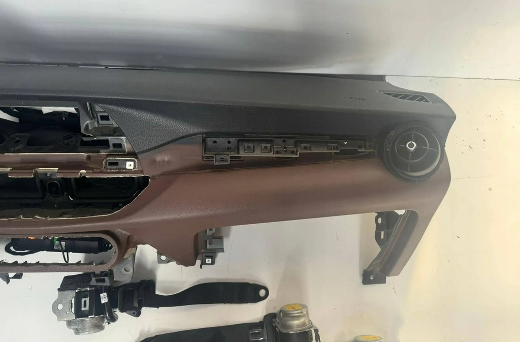 фото №9, Alfa romeo stelvio панель приладів приладова консоль подушка безпеки