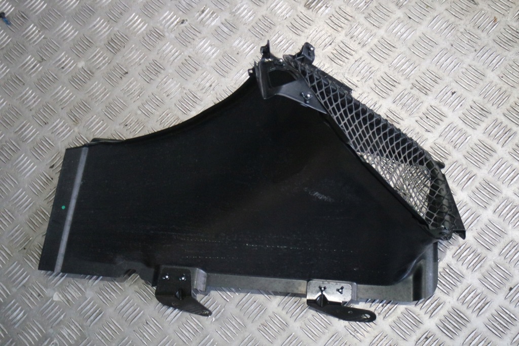 Купить Впуск интеркулер правый ferrari 488 805380 2