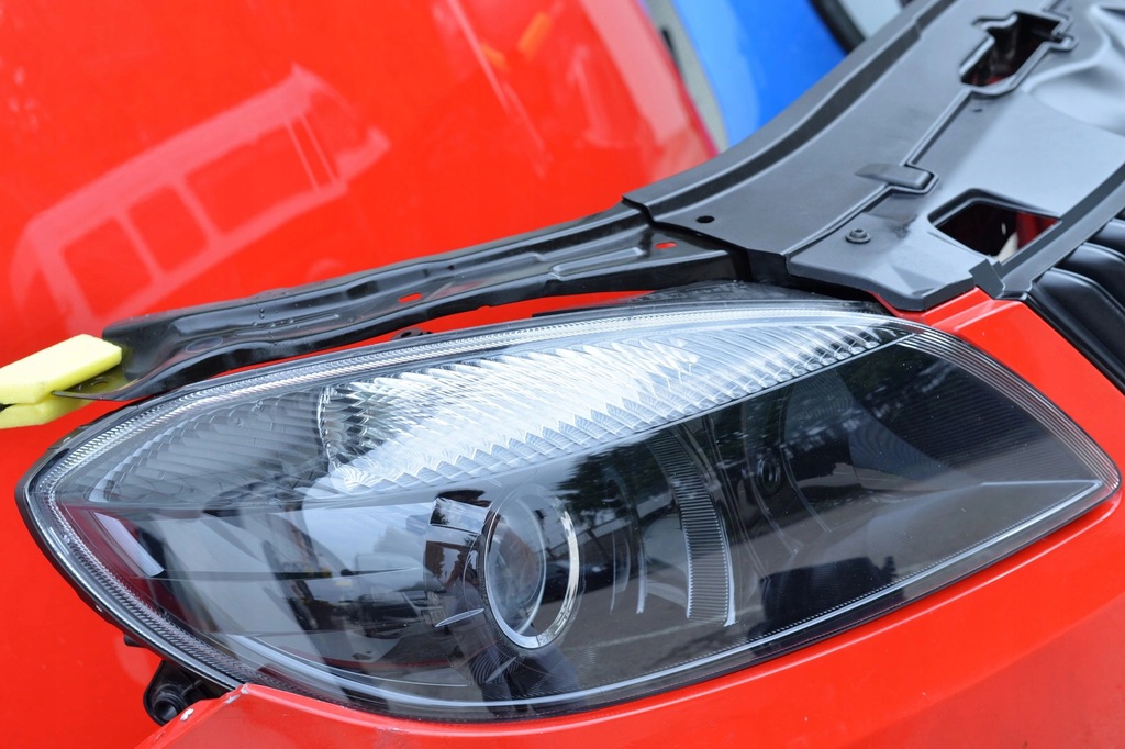 фото №8, Капот бампер решётка радиатора крыло лампа ксенон pas балка skoda fabia 2 monte carlo