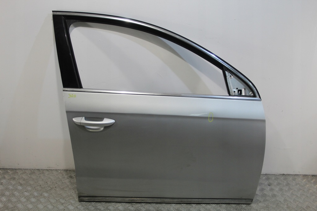 фото №1, Дверь правый перед передние vw passat b7 3aa