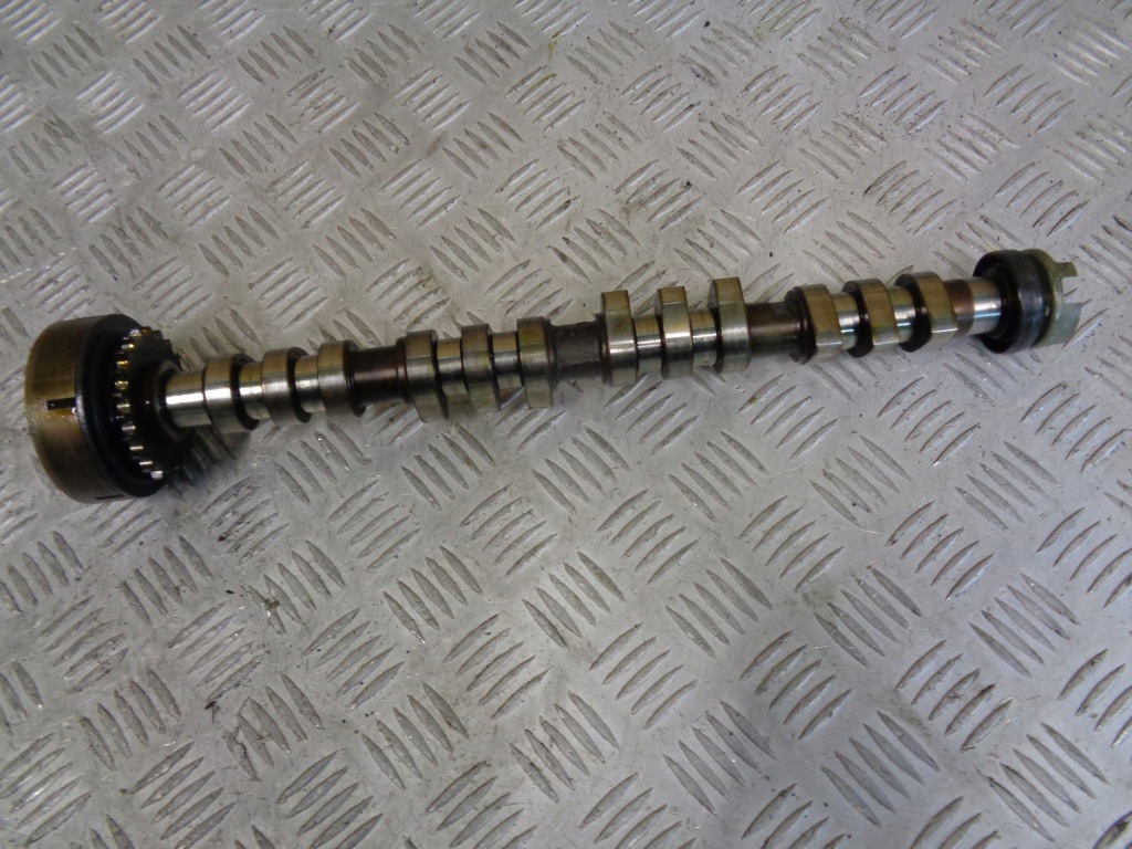 фото №1, Вал распределительного вала всасывающий audi a4 b6 2.0 fsi 00-