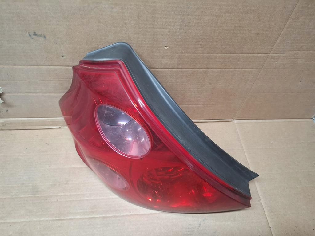 фото №12, Задня лампа права lub ліва kia ceed i hb 5 двері демонтаж hella 06-08