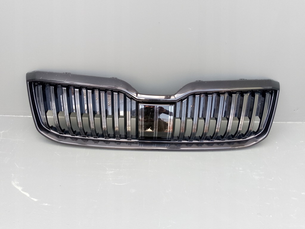 фото №10, Skoda superb iii 3 lift 2019- решітка радіатора решітка радіатора радіатора перед 3v0853653c ÷