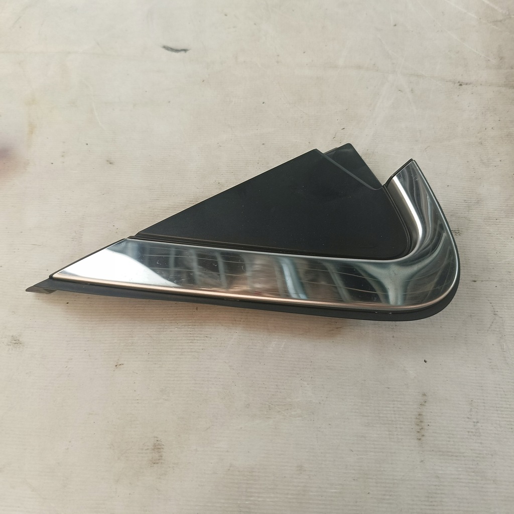 фото №13, Subaru ascent 19- молдинг трикутник хром usa ліва права 65250xc010