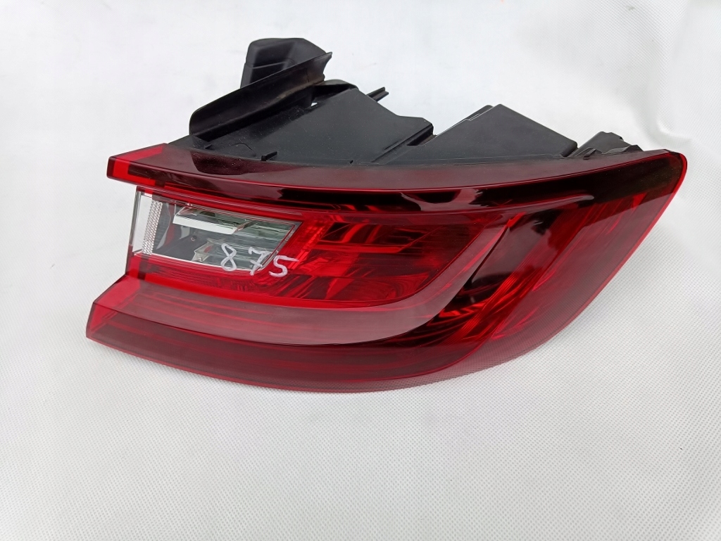 Фара задній правий європа  renault megane hb led 2015 -19 Доставка