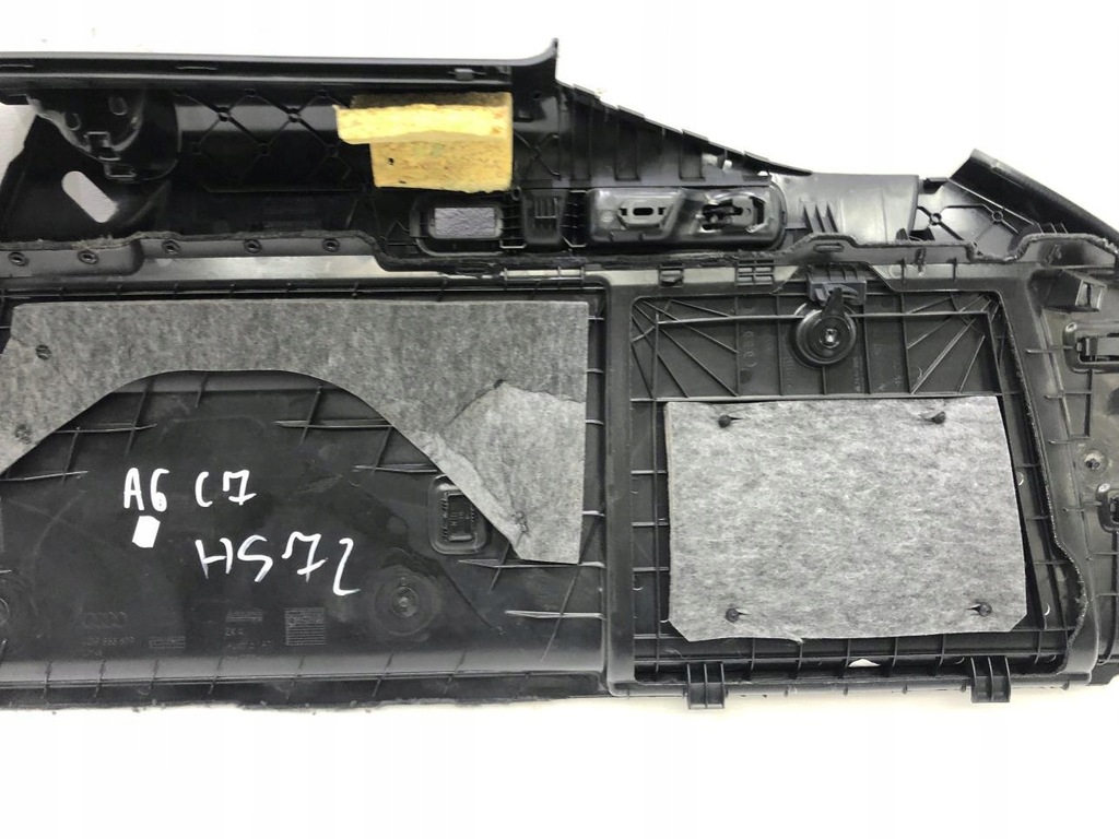 фото №11, Обшивка багажника левый 4g9863879 audi a6 c7 kombi