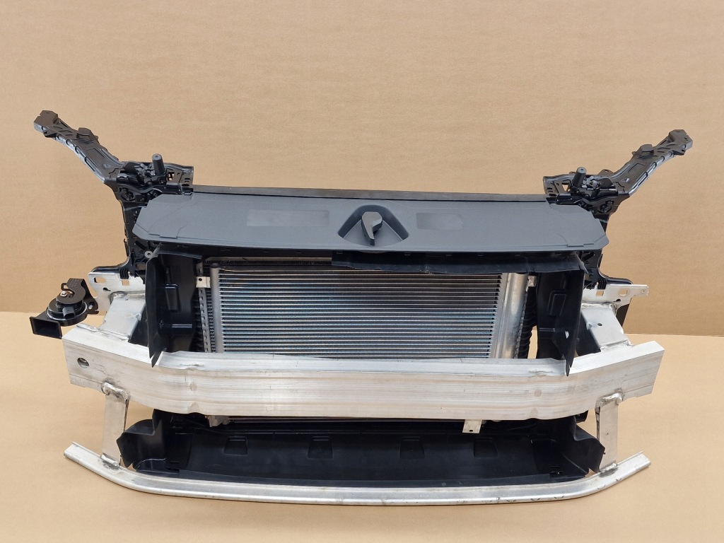 фото №1, Pas передній радіатор audi q3 f3 83a 2.0tdi 40tdi