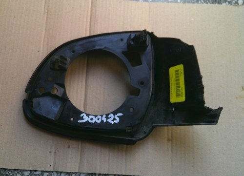 фото №8, Bmw x5 f15 правая рамка зеркало оригинал