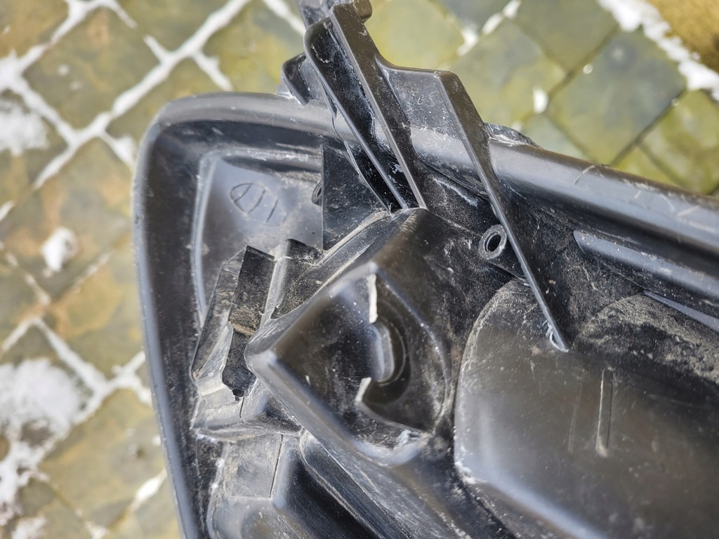 фото №5, Toyota yaris ii правая лампа оригинал