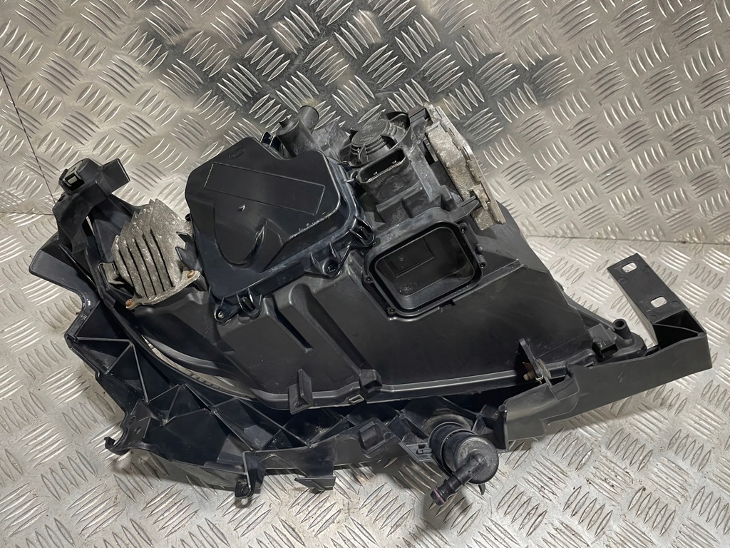 фото №15, Лампа лівий перед bi ксенон некерований комплектна bmw e90 e91 lci lift 7202583