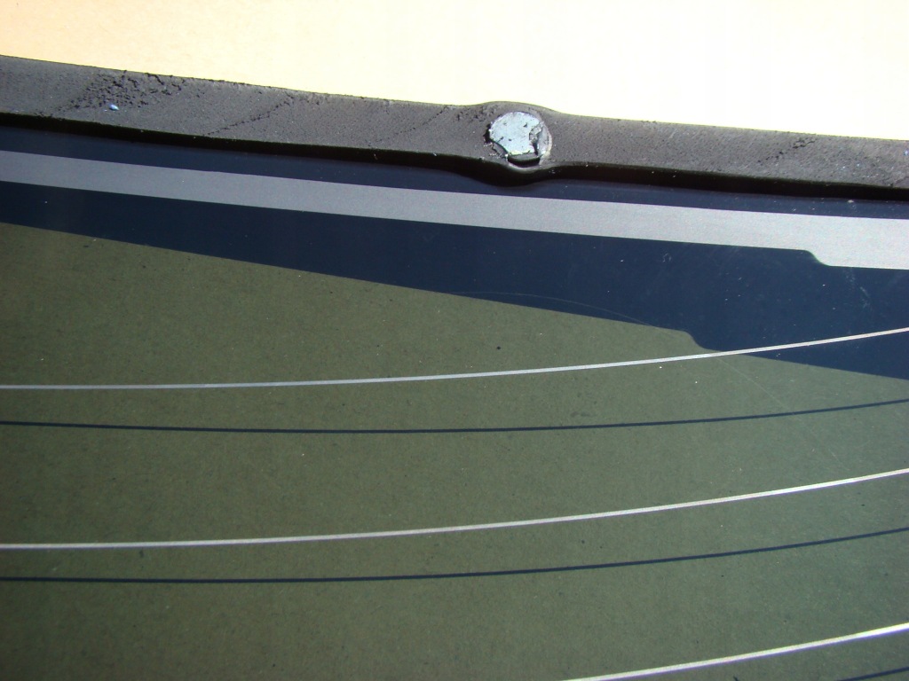 фото №9, Jaguar e-pace скло задня