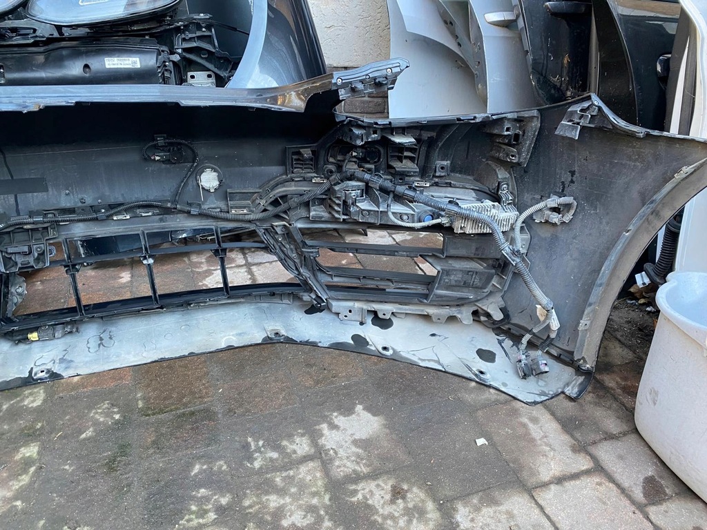 фото №9, Бампер капот лампа pas kompletny перед porsche panamera 971 4s 2022 rok