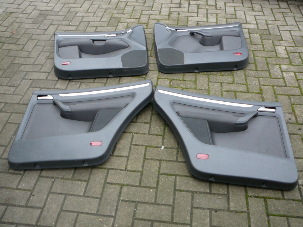 фото №1, Обшивки двері touran