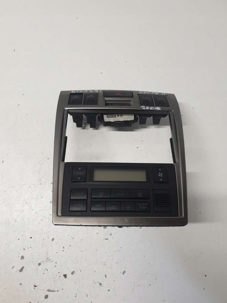 фото №1, Панель рамка кондиционера hyundai coupe ii