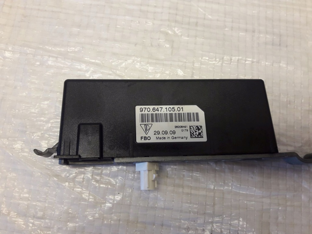 фото №1, Porsche panamera 970 підсилювач антени 97064710501