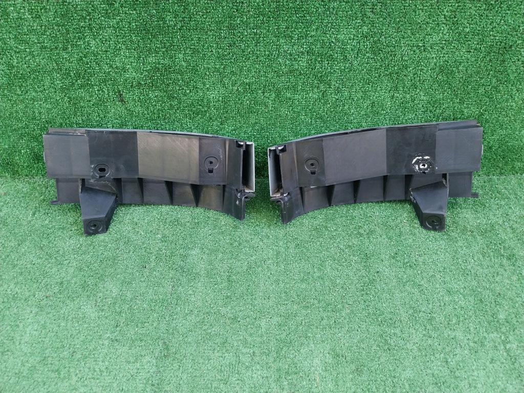 Audi a3 8l 96-03 молдинг під  фара права ліва напрямна ly3h ly9b ly7m lz9u Зі Шроту