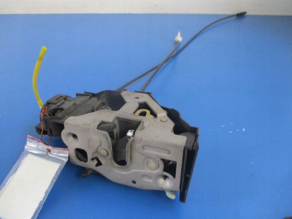 фото №1, Mercedes a klasa w168 lift замок двері задня правий+ троси замка