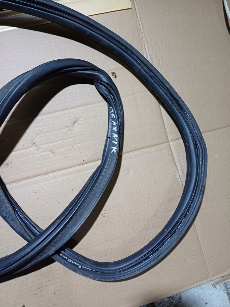 фото №5, Ford kuga mk2 прокладка кузовна кришки багажника