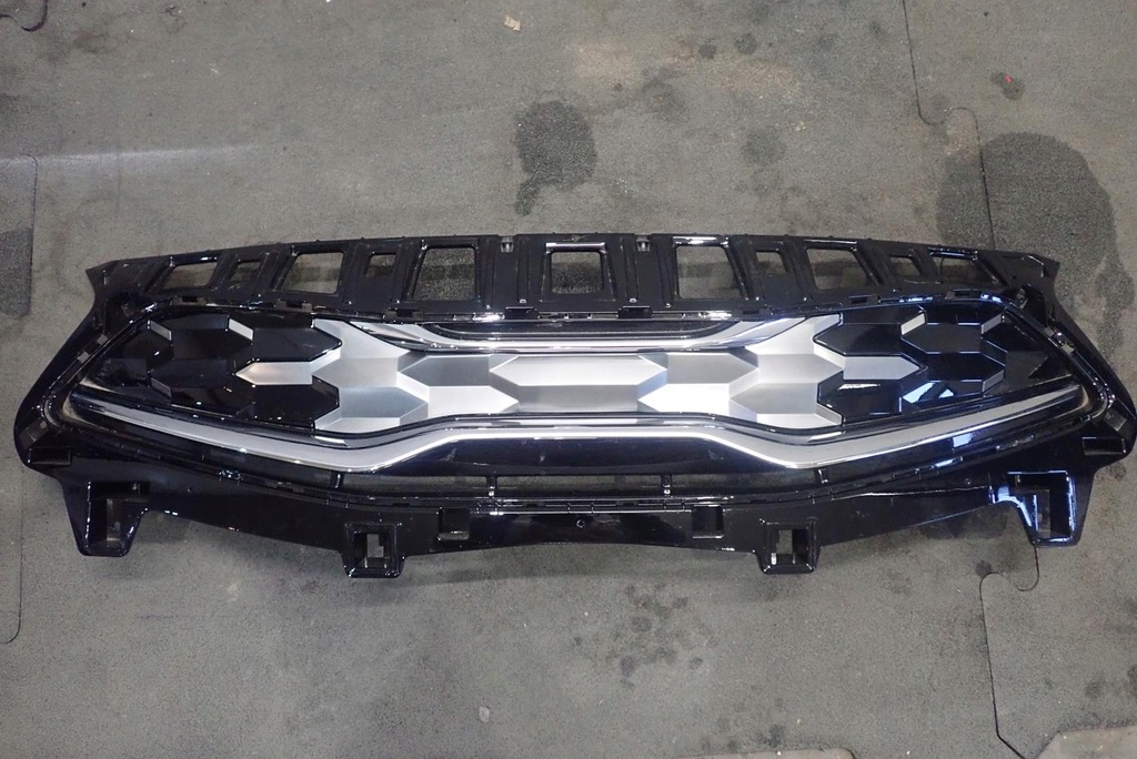 фото №1, Решётка радиатора kia ceed iii lift 2021- электрик гибрид