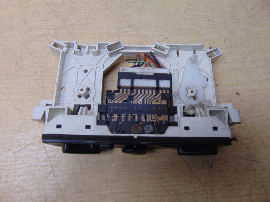 фото №10, Панель управление кондиционера mitsubishi оригинальный номер mr958005