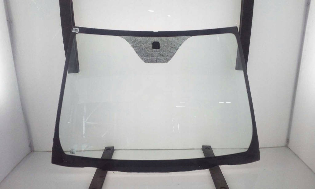 Купить Стекло лобовое передняя toyota yaris 2011-2020