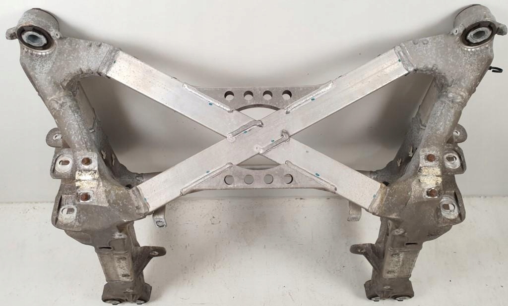 фото №9, Підрамник підрамник балка задня aston martin rapide