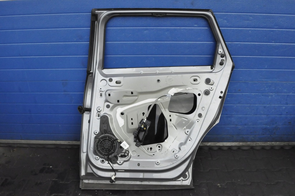 фото №12, Peugeot 5008 ii дверь правый задняя задние