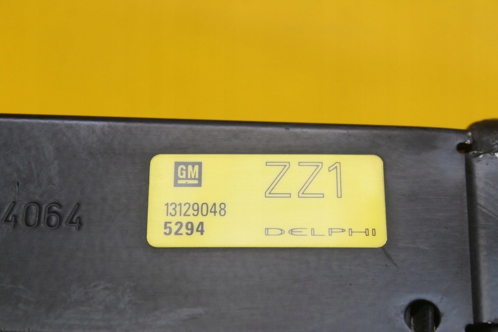 фото №9, Радиатор интеркулер opel astra h iii 2.0 tb 13129048