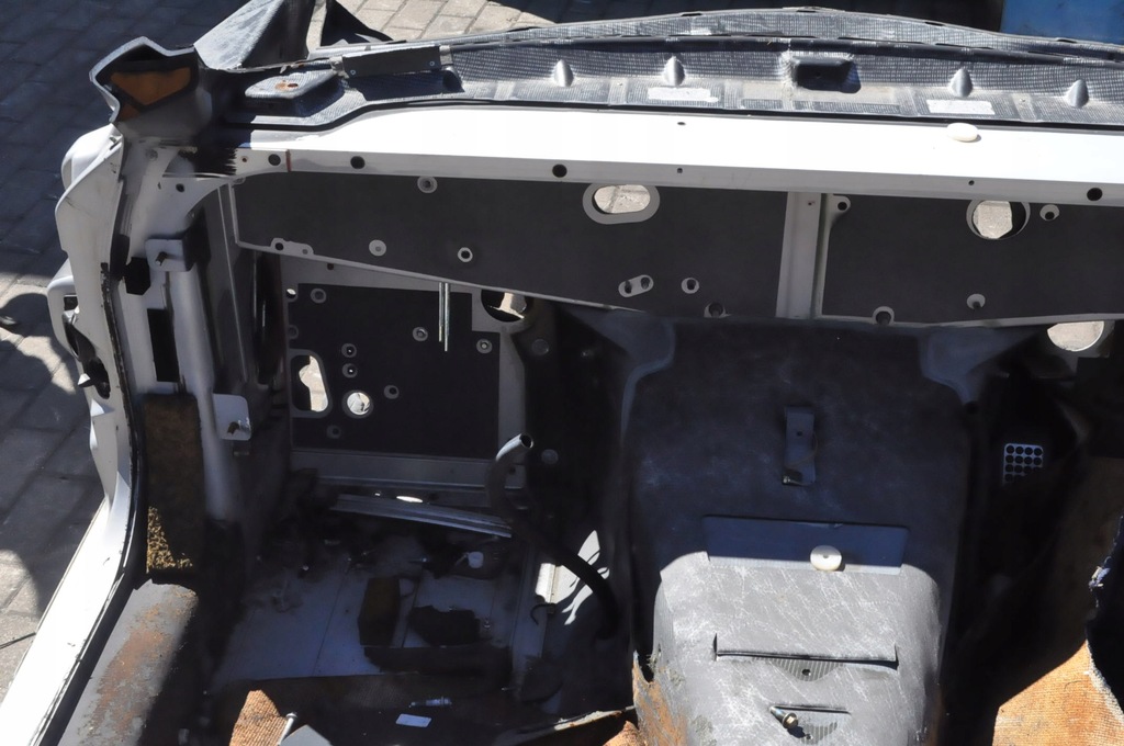 фото №8, Aston martin vanquish i vantage четверть лонжерон левая правая порог