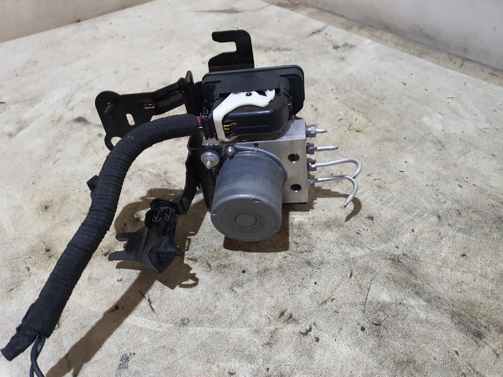 фото №1, Renault clio v 1,0 tce насос abs 0265293510 nowa