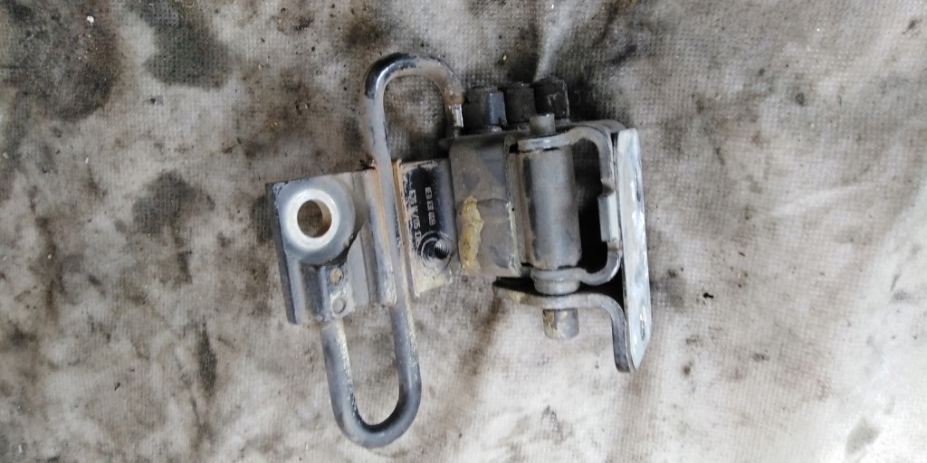 фото №1, Audi a4 b7 b6 петля двері правий перед lz9y 05r