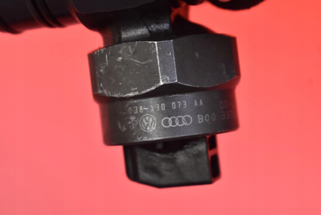 фото №9, Инжектор насос-форсунка 0414720028 038130073aa audi a3 8l 1.9 tdi 100 km 00-03