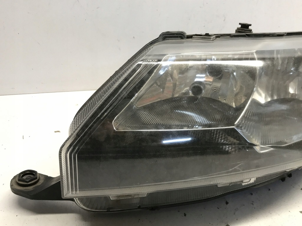 фото №3, Skoda rapid 5jb лампа левая перед 5jb941015