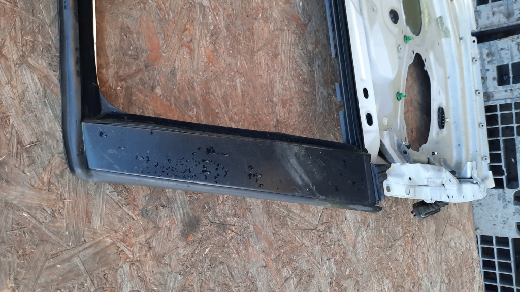 фото №5, Рама рамка двері лівий задня volkswagen golf v 07r