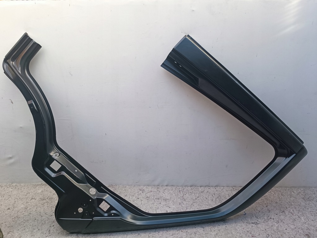 фото №8, Обшивка блок двигателя порог правый перед mercedes sprinter w907 w910