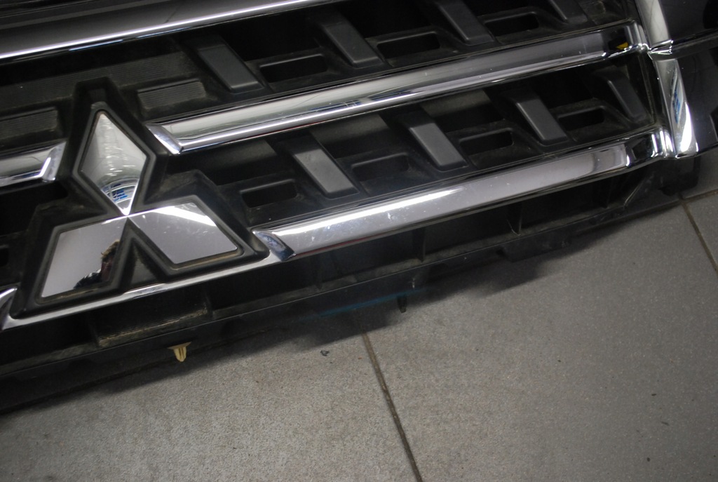 фото №15, Решётка радиатора решётка радиатора mitsubishi pajero iv lift 7450a975