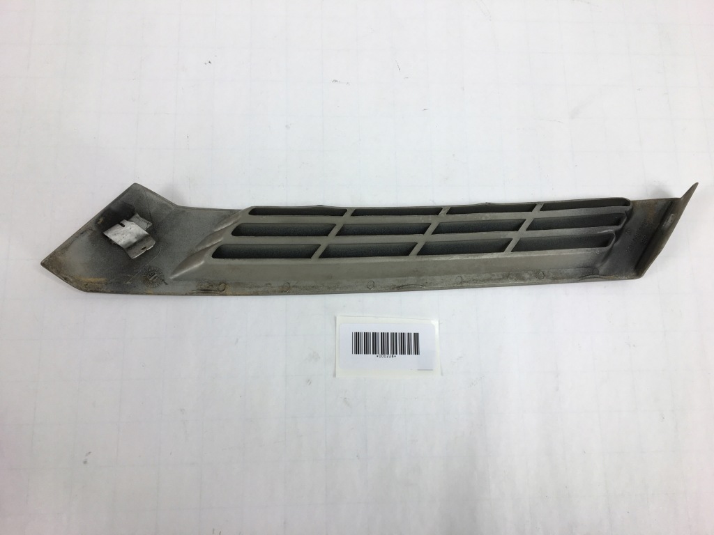 фото №6, Решітка ліва впуск повітря кузов стійка c mercedes w201 190 2016980189