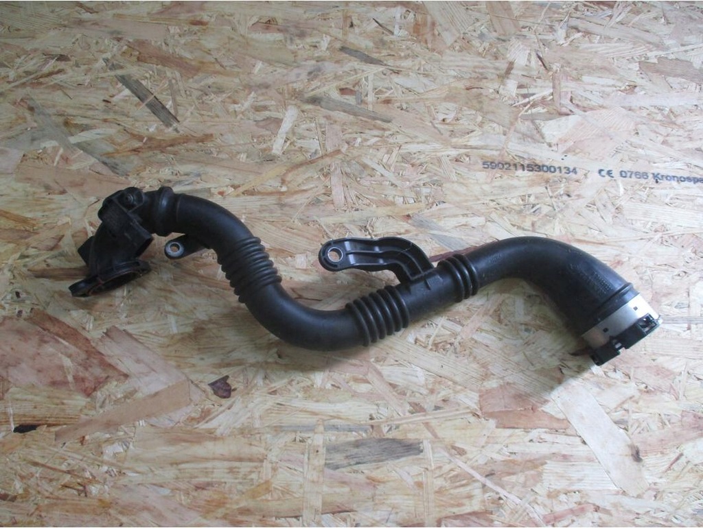 фото №1, Труба шланг интеркулер renault megane scenic iv 1.2 tce 144607323r