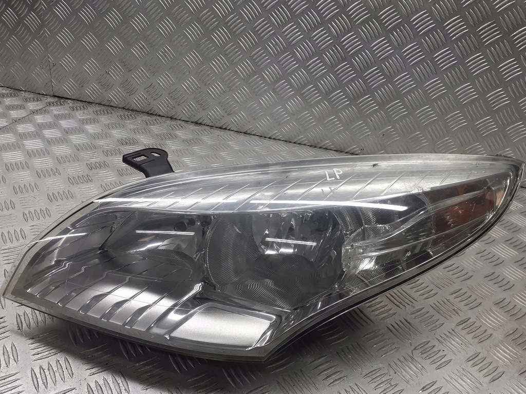 фото №1, Лампа левая передняя renault megane 260607449r