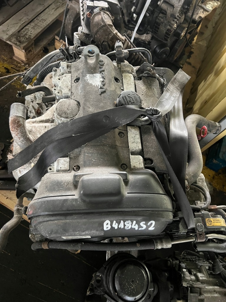 Купить Volvo двигатель двигатель b4184s2 полностью комплектный