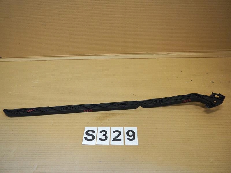 фото №1, Напрямна кронштейн бампера правий задня smart fortwo ii