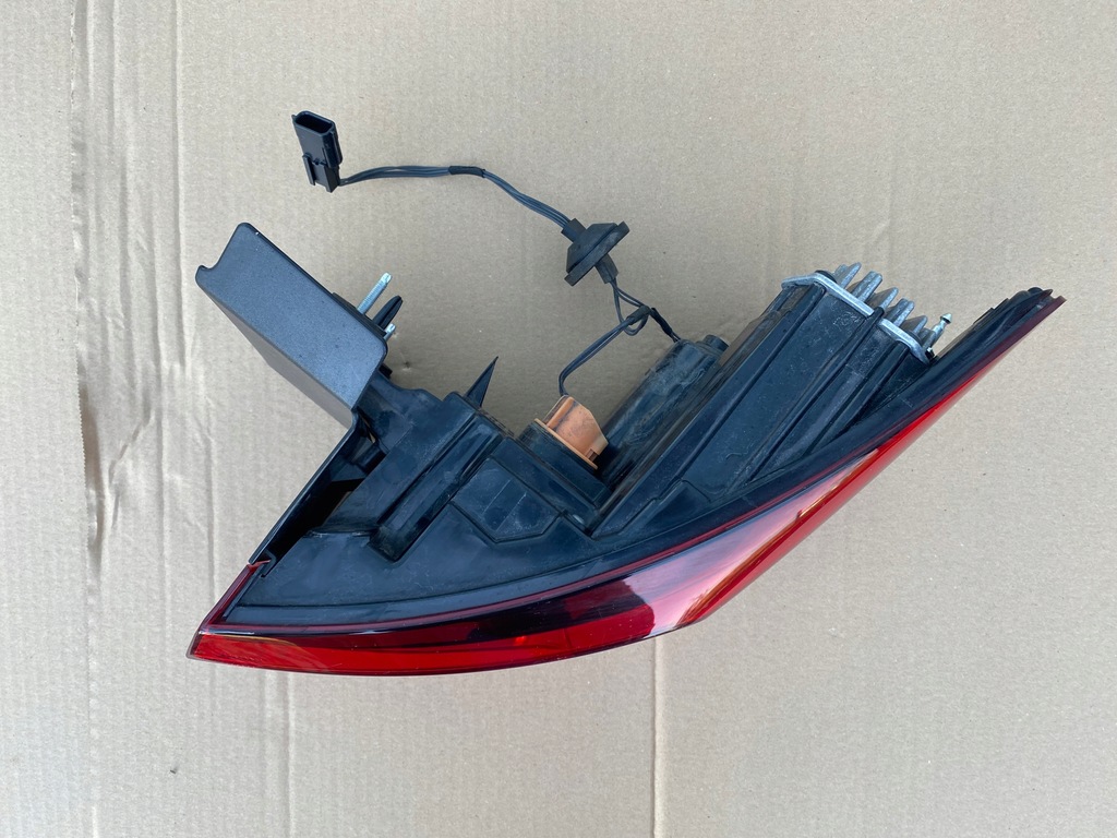 фото №3, Лампа renault koleos ii led права задня